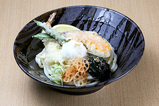 【どん笑金沢生醤油うどん】